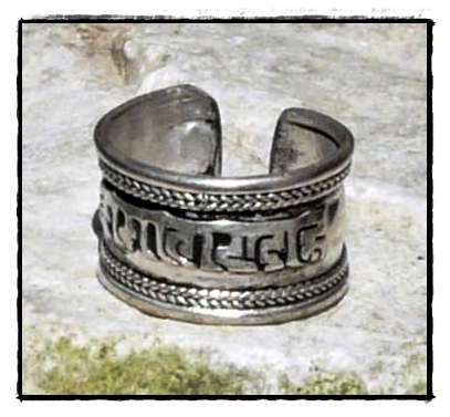 Fingerring Om Mani Mantra