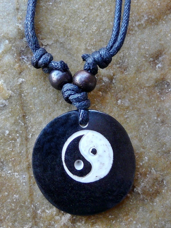 Bone-Anhänger kleines Yin & Yang