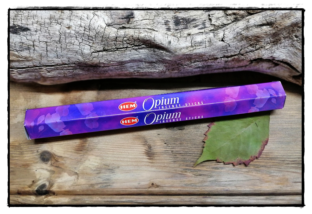 Opium Räucherstäbchen