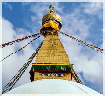 Bodnath Stupa mit Augen Buddha