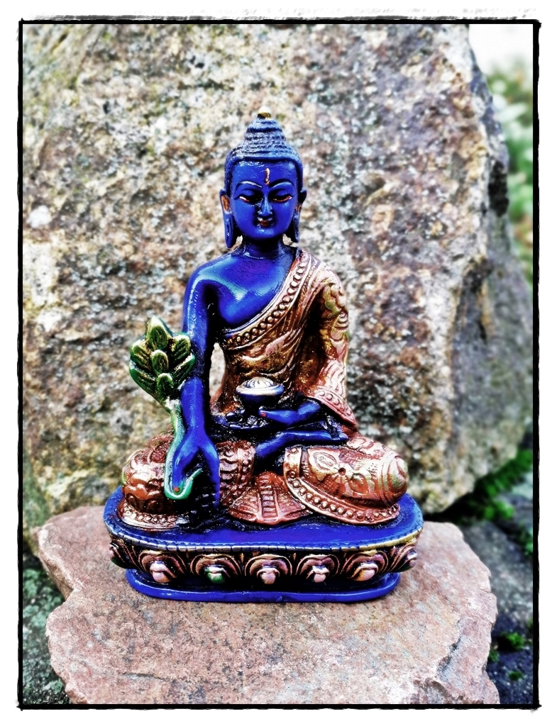 handbemalte Statue Medizin Buddha