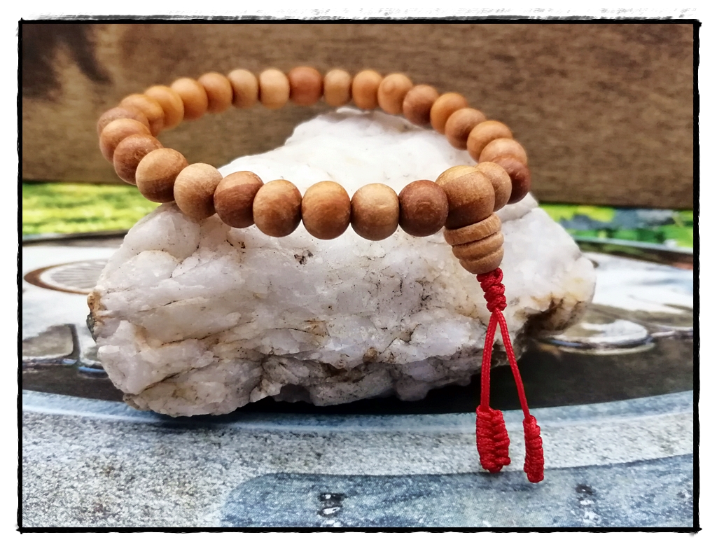 Mala Armband aus Holzperlen