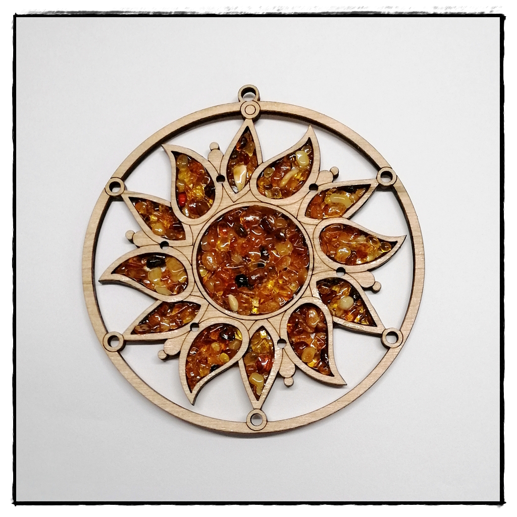 Fensterschmuck aus Bernstein