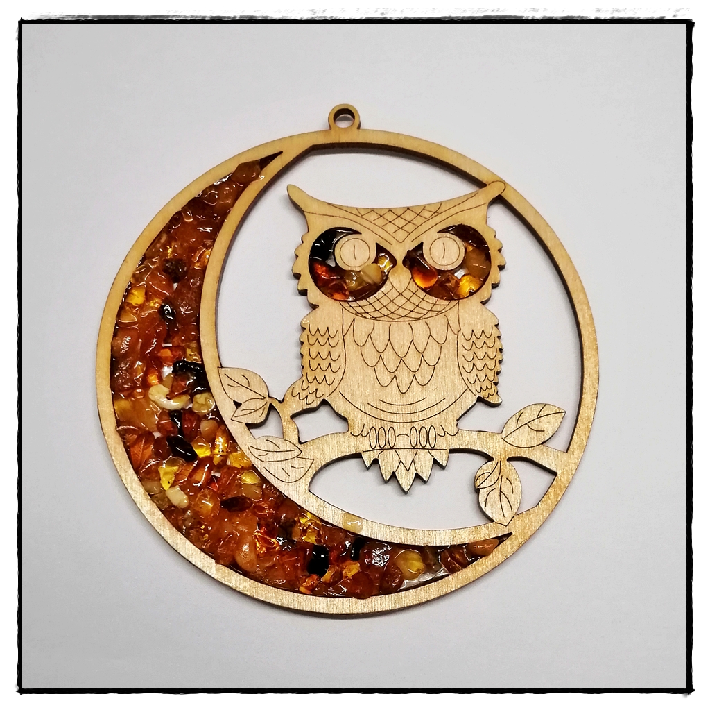Sonnenfänger Eule im Mond aus Bernstein