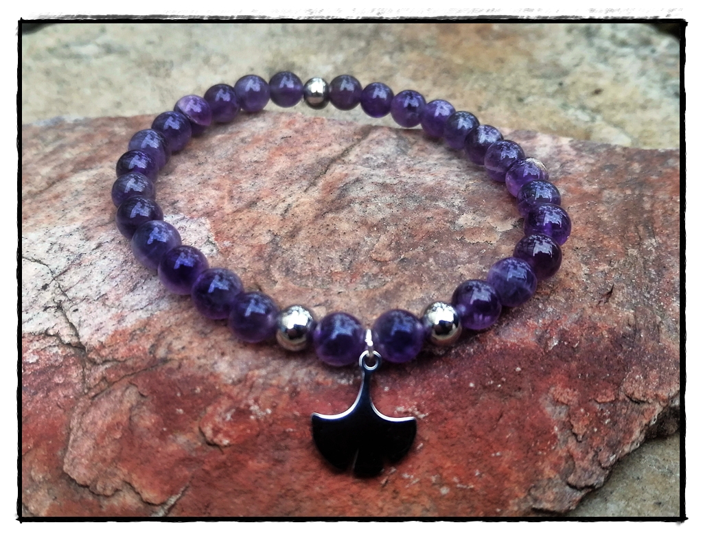 Schutzarmband mit Amethystperlen