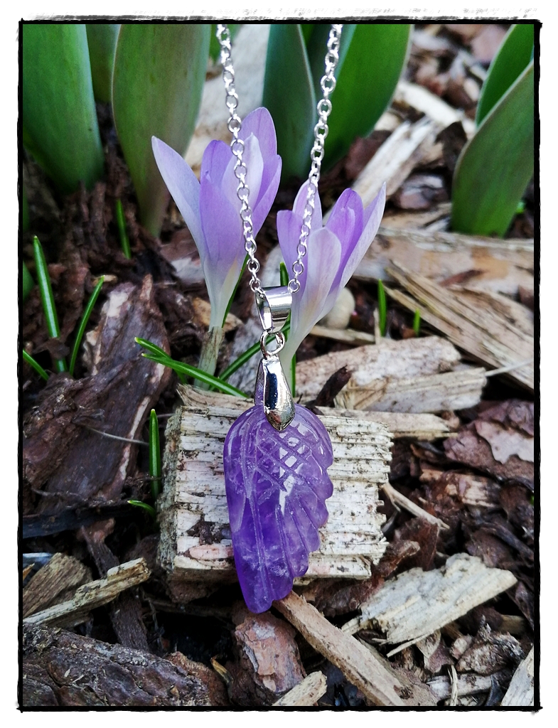 Anhänger Engelsflügel aus Amethyst