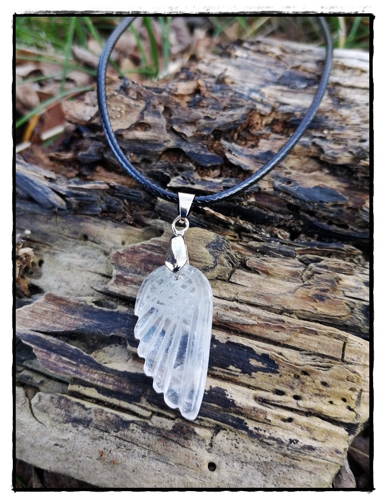 Anhänger Engelsflügel aus Bergkristall