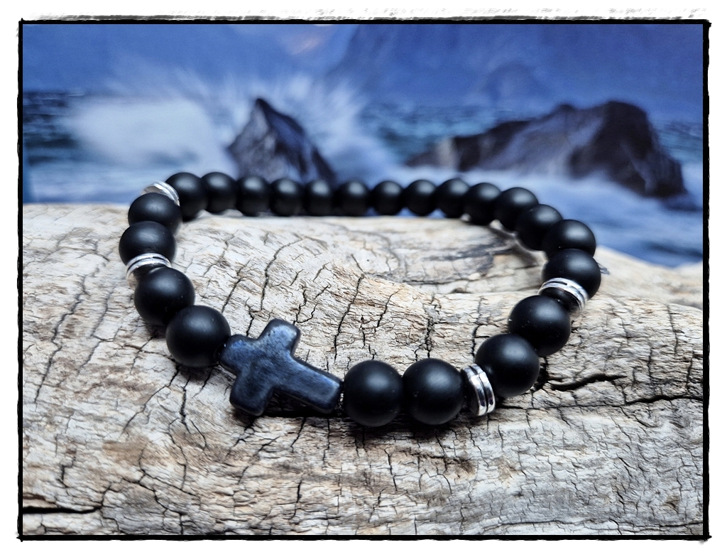 Herrenarmband mit Kreuz