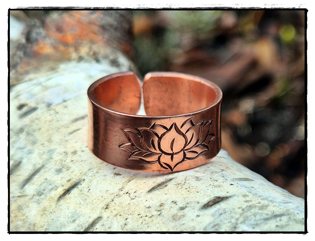 Kupferring Lotus