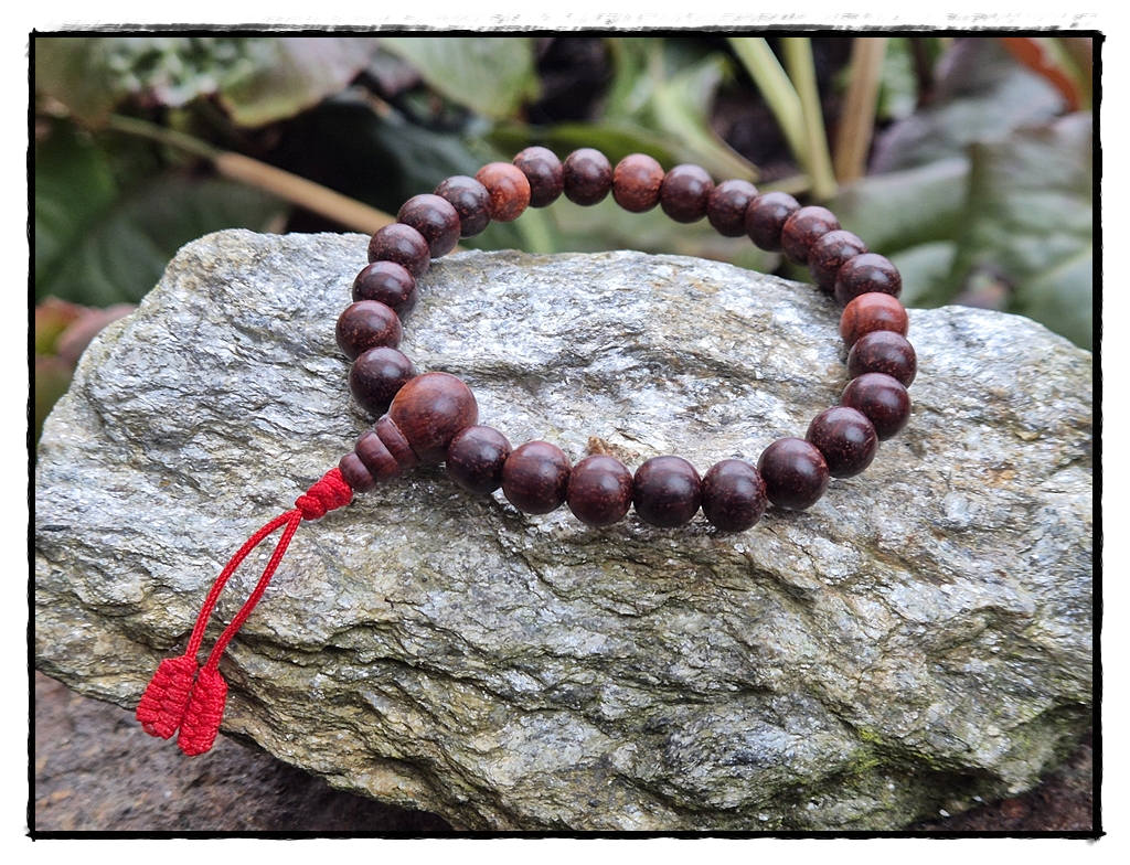 Traditionelles Mala Armband